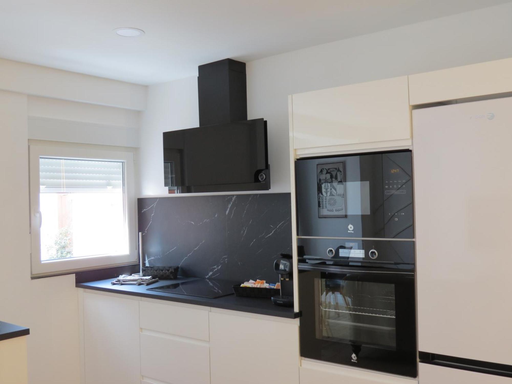 Apartamento Aires Del Norte, Con Ascensor Y Wifi Gratis Santander Bagian luar foto